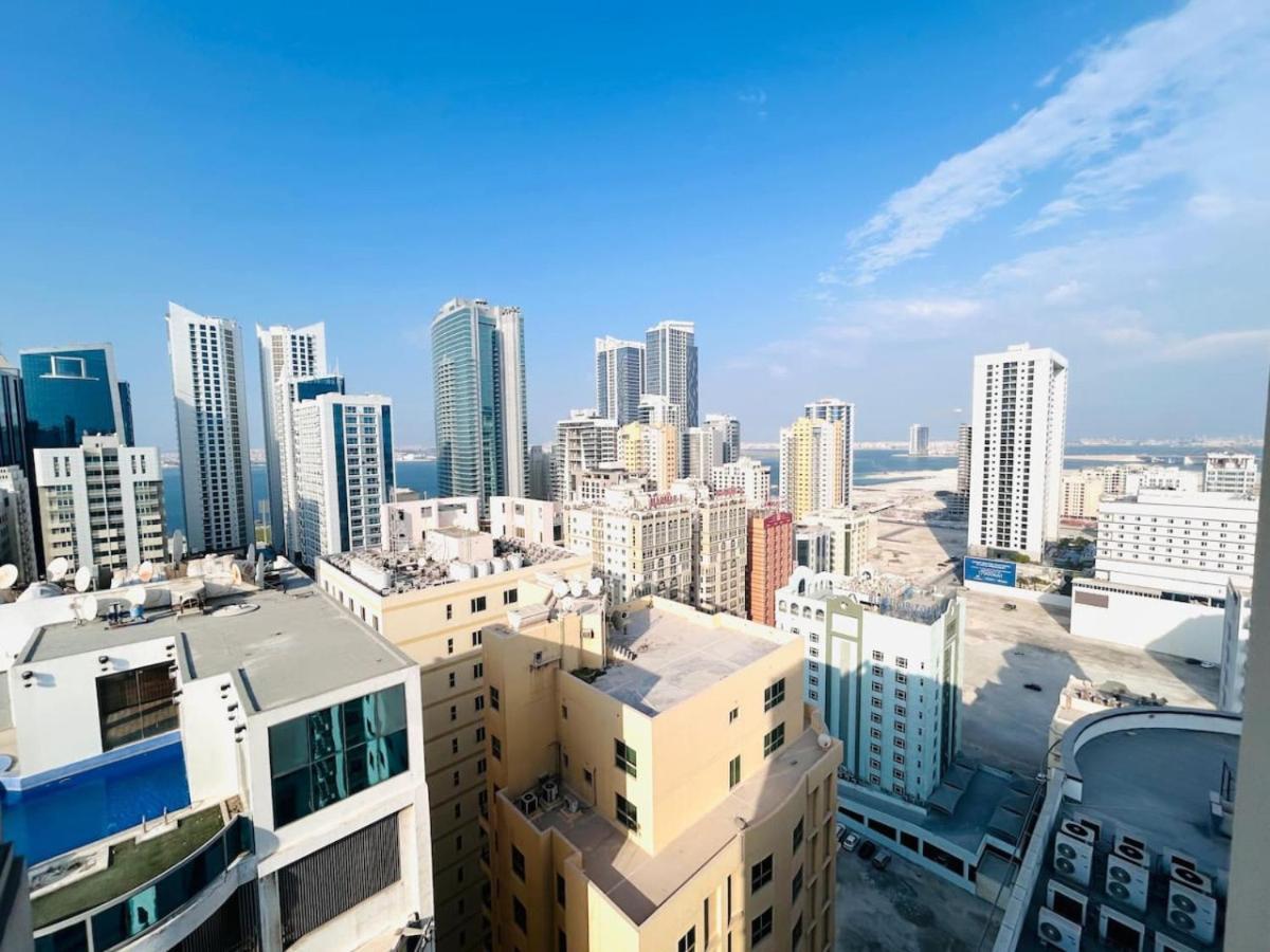 Modern One Bedroom In Juffair Manama Exterior photo